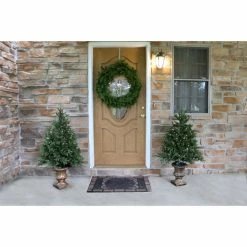 Fraser Hill Farm 36 in. Grandland Artificial Wreath, FFGT036W0GR 8 Fraser Hill Farm 36 in. Grandland Artificial Wreath, FFGT036W0GR -Fraser Hill Farm Sales Store 1375838 A3